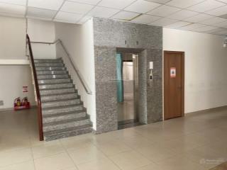 Bán nhà góc 3 mặt tiền đào duy anh diện tích 10x30m kết cấu 4 tầng nhà đang cho thuê giá bán 65 tỷ