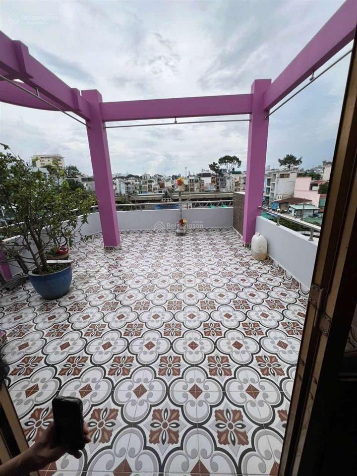 Bán nhà mặt tiền nguyễn lâm p6 q10 5pn. 4wc nhà mới cứng vô ở và kinh doanh liền. giá rẻ nhất kv