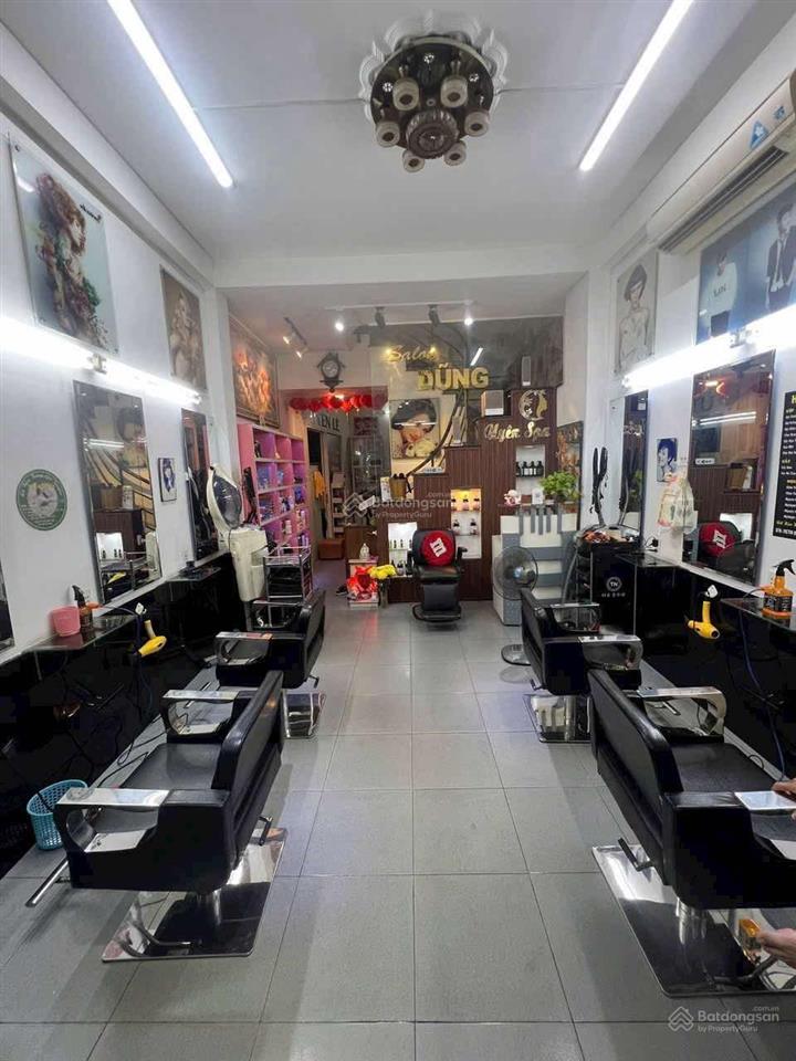 Bán nhà đường lý thái tổ p10 q10 4pn 3wckhu vực víp, đường 10mnhộn nhịp ngày đêm kinh doanh đn