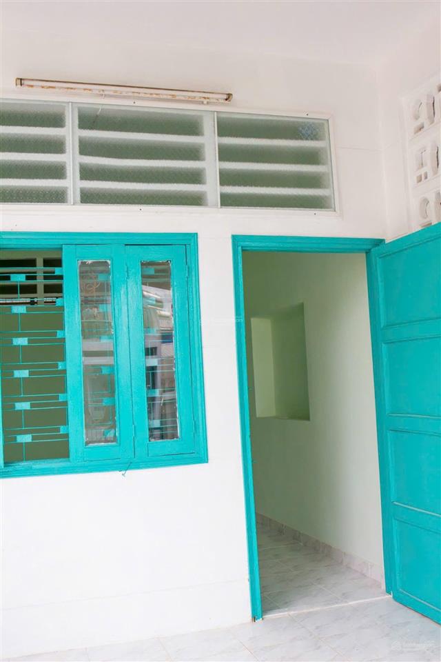 Bán nhà chính chủ 2 mặt tiền,đã chia làm 2 căn. đường tôn thất hiệp 70m2, đang cho thuê 30tr1/th