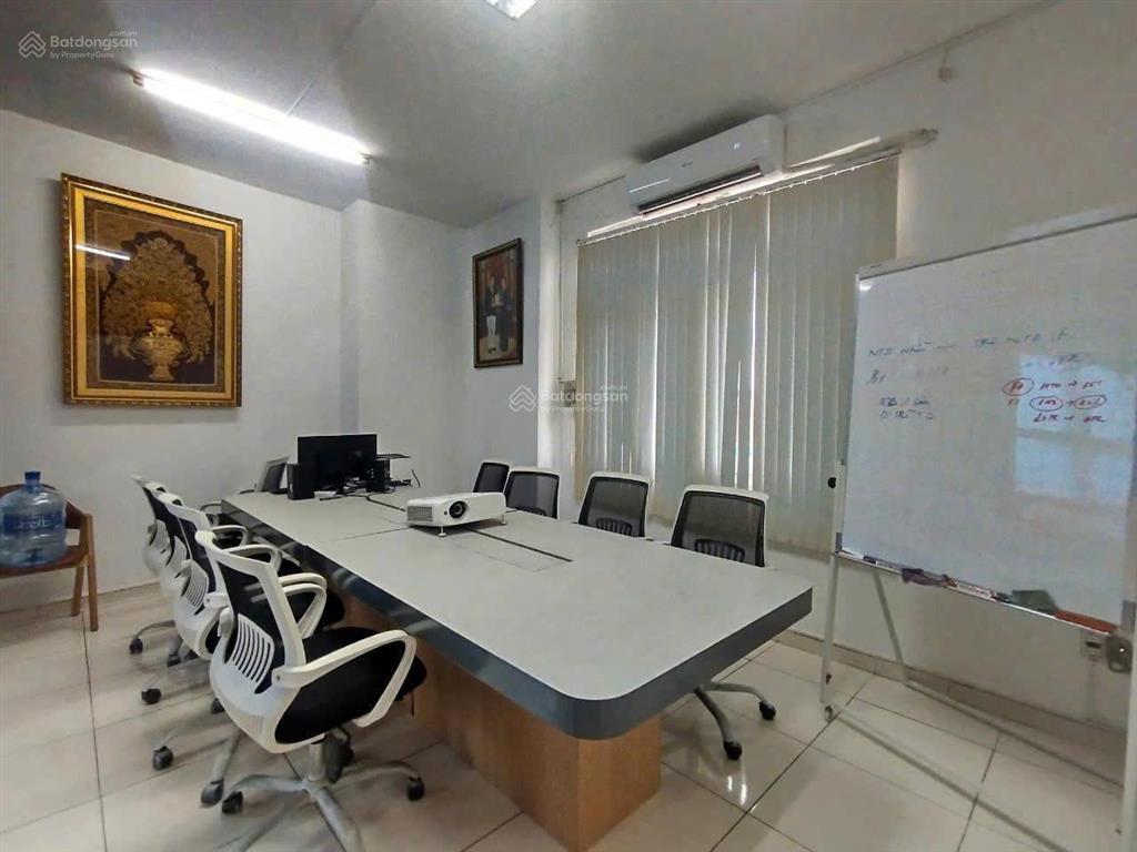 Tòa nhà mt phạm văn đồng 13x25m hầm trệt lửng 4 lầu, 1500 m2 sàn hđt 220tr/tháng