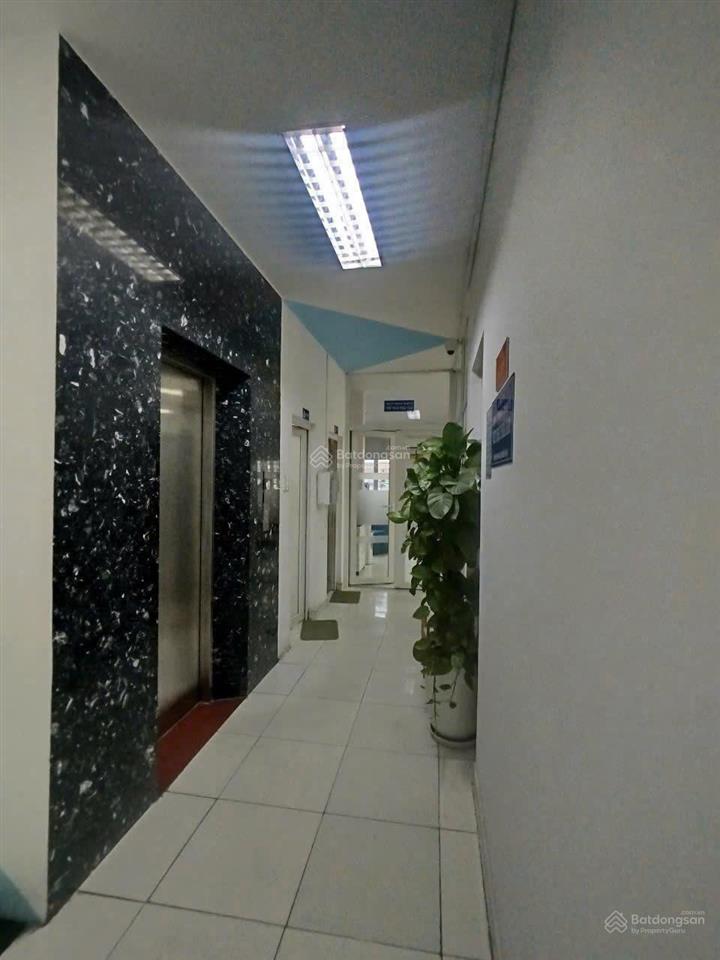 Tòa nhà mt phạm văn đồng 13x25m hầm trệt lửng 4 lầu, 1500 m2 sàn hđt 220tr/tháng