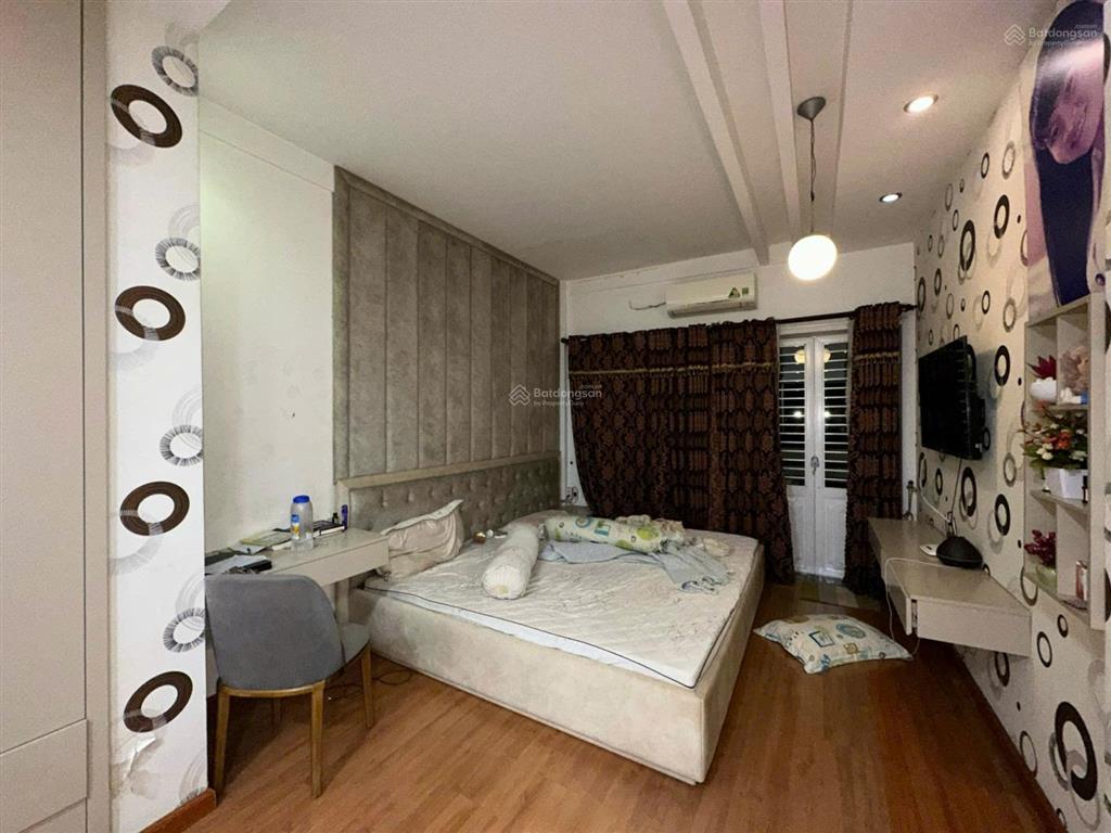 Nhà mặt tiền đặng thùy trâm 5x20m trệt 2 lầu sân thượng vị trí đẹp nhất cung đường