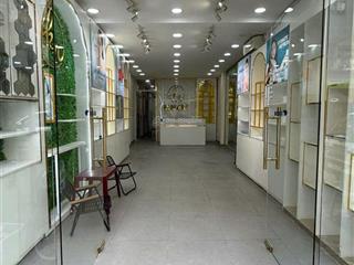 Nhà mặt tiền 89 nguyễn văn thương 4x20m trệt 5 lầu thang máy rất đẹp