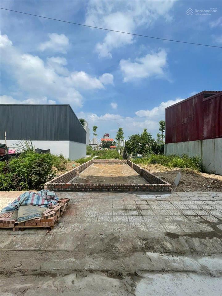 Chính chủ bán lô đất dt 50m2, mt 4,14m, hướng tây tứ trạch, vị trí ngay sau lưng đường đôi 30m