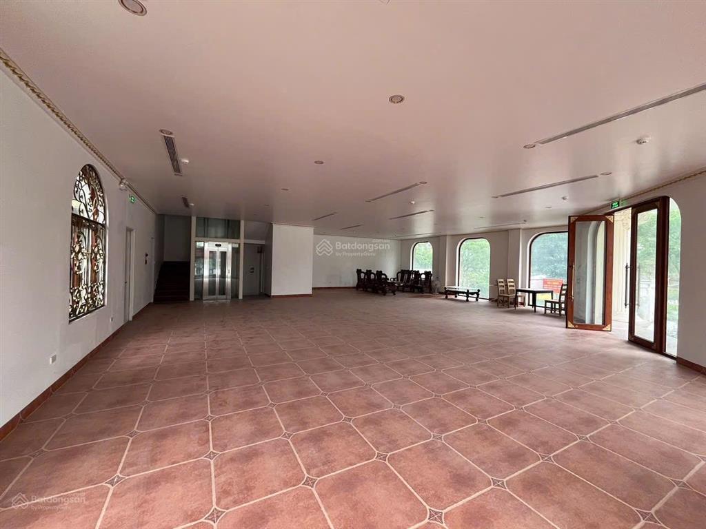 Cho thuê mặt bằng kinh doanh lê văn lương mặt tiền rộng, vị trí cực đẹp