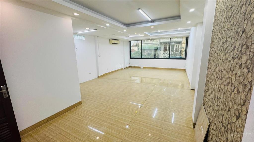 Cho thuê mặt bằng kinh doanh phố thụy khuê  tây hồ