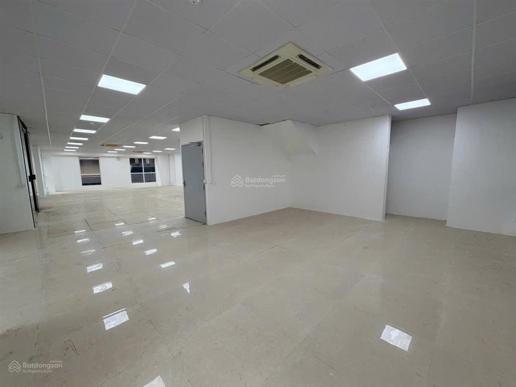 Siêu phẩm mặt bằng kinh doanh hoàng quốc việt  cầu giấy