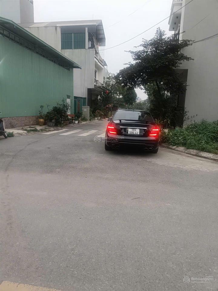 Cho thuê 300m2 kho xưởng tại lai xá  hoài đức  hà nội.  0367 628 ***