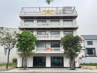 Cho thuê tòa nhà 5 tầng kđt hà phong,tổng dt 1300m²,phù hợp làm trung tâm giáo dục,văn phòng, cty