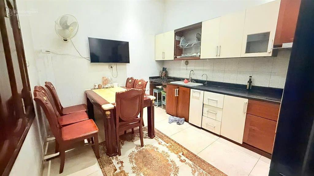 Cho thuê nhà riêng 50 ngõ 44, võ thị sáu, 19 triệu/th, 182m2 (52 m2 x 3.5 tầng), giá ưu đãi