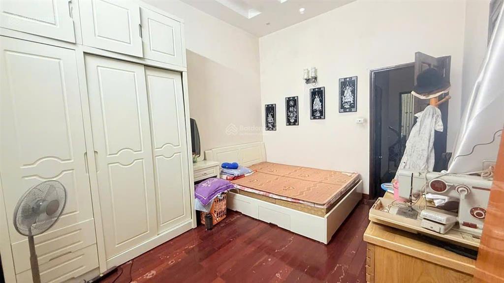 Cho thuê nhà riêng 50 ngõ 44, võ thị sáu, 19 triệu/th, 182m2 (52 m2 x 3.5 tầng), giá ưu đãi