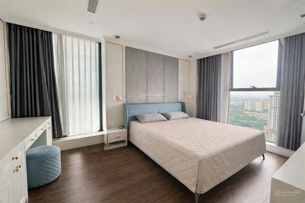 Cho thuê căn hộ sunshine city kđt ciputra  103,2 m2, 3 ngủ full nt, giá 25tr/tháng có thương lượng
