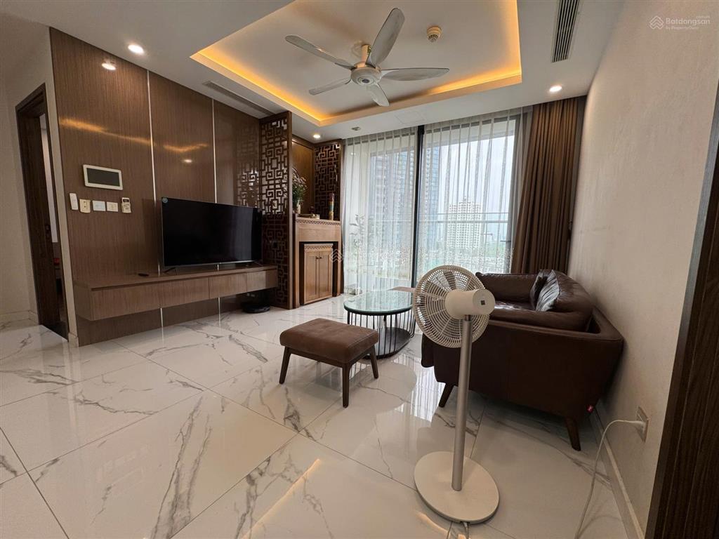 Cho thuê căn hộ sunshine city kđt ciputra98,1 m2, 3 ngủ full nt, giá 23tr/tháng có thương lượng