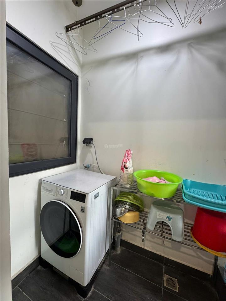 Cho thuê căn hộ sunshine city kđt ciputra98,1 m2, 3 ngủ full nt, giá 23tr/tháng có thương lượng