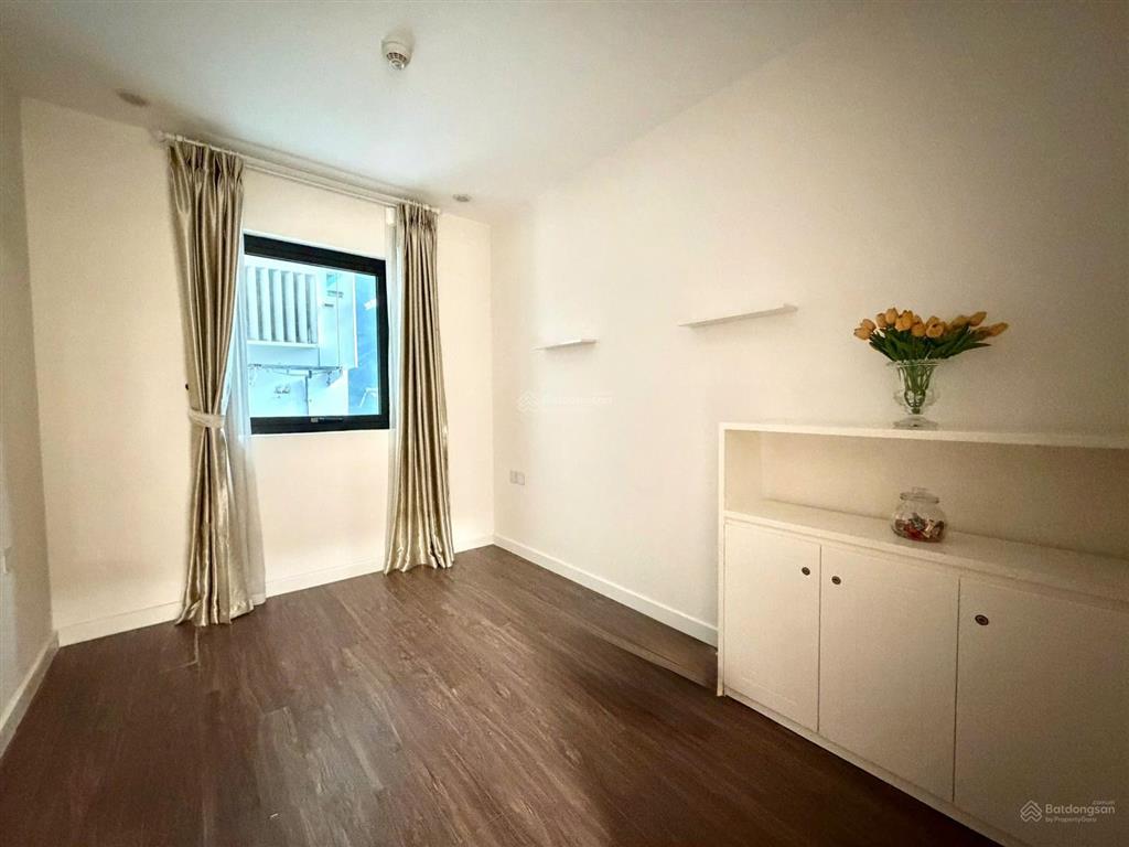 Cho thuê căn hộ sunshine city kđt ciputra  90m2, 2 ngủ + 1 đa năng, giá 20tr/tháng có thương lượng
