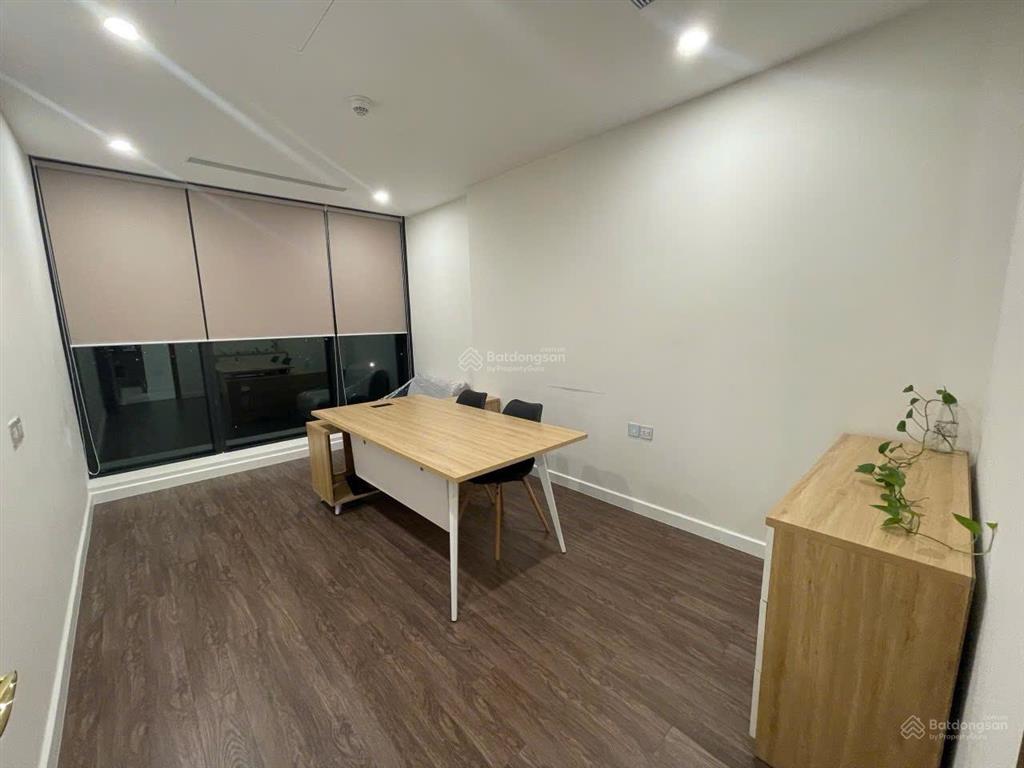Cho thuê căn hộ sunshine city kđt ciputra  106m2, 3 ngủ 2wc + 1, giá 26 tr/tháng, thương lượng
