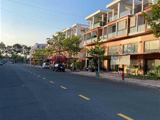 Bán nhà 1trệt 3lầu mặt tiền ô tô khu đô thị amaluna trà vinh, kinh doanh buôn bán tiềm năng