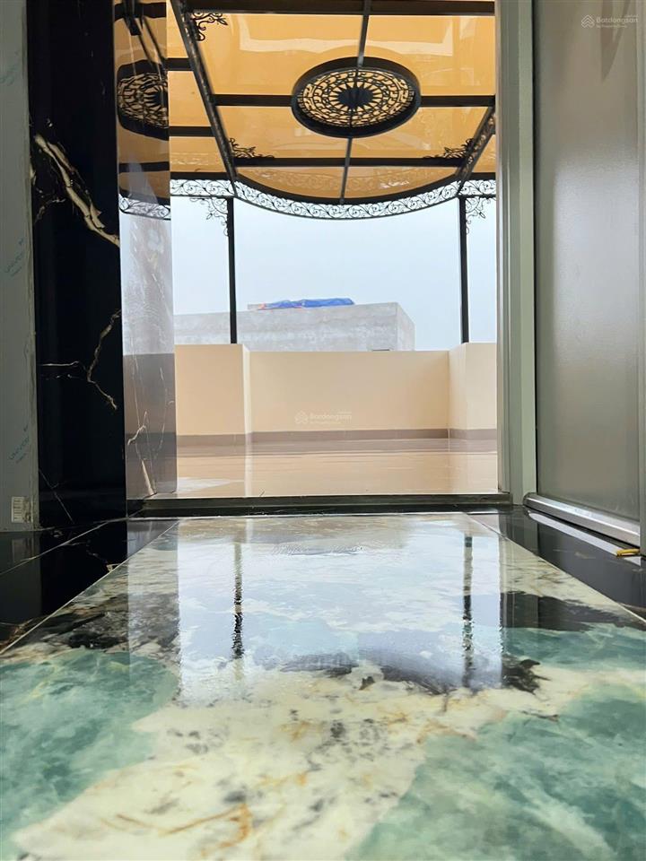 Bán tòa căn hộ dịch vụ thụy khuê ba đình  83m2  8 tầng  dòng tiền 2 tỷ/năm, view hồ tây  ngõ 3m