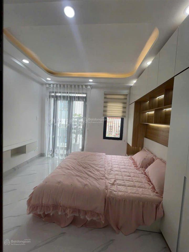 Hxh 585 nguyễn thị thập, p. tân hưng
 diện tích  4x9  hiện trạng 1 trệt 3 lầu st full nt