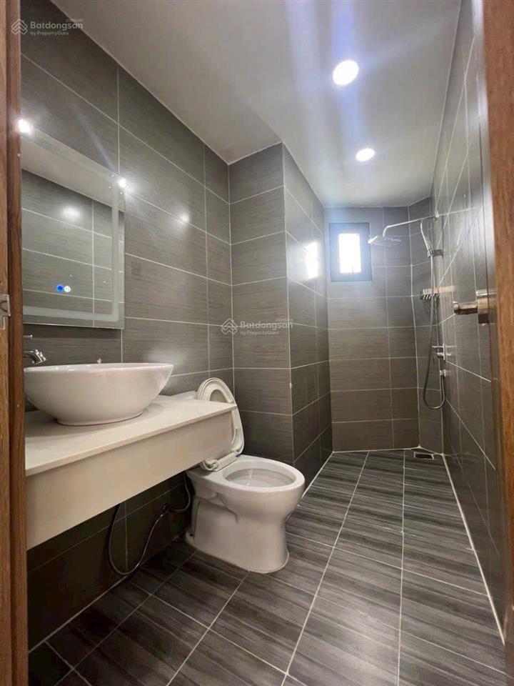 Hxh 585 nguyễn thị thập, p. tân hưng
 diện tích  4x9  hiện trạng 1 trệt 3 lầu st full nt