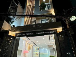 Hxh 585 nguyễn thị thập, p. tân hưng
 diện tích  4x9  hiện trạng 1 trệt 3 lầu st full nt