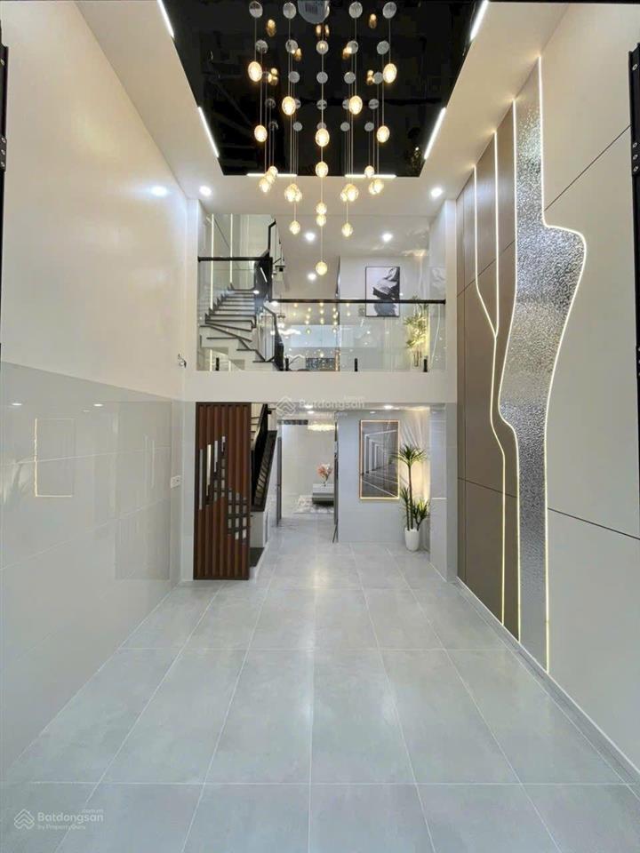 Nhà đẹp 5 tầng, mới 100%, dt (4 x 12m) full nội thất, có thang máy. giá 8,7 tỷ