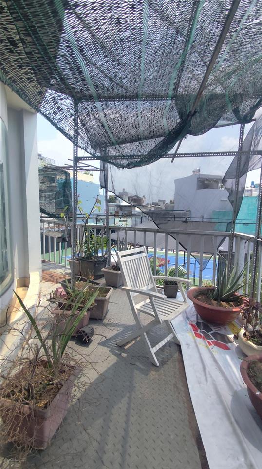 Nhà 4 tầng , sát mặt tiền xe hơi đỗ cửa ( đầm sen ) quận 11 [ 7 x 10m ] cn 70m2 ,