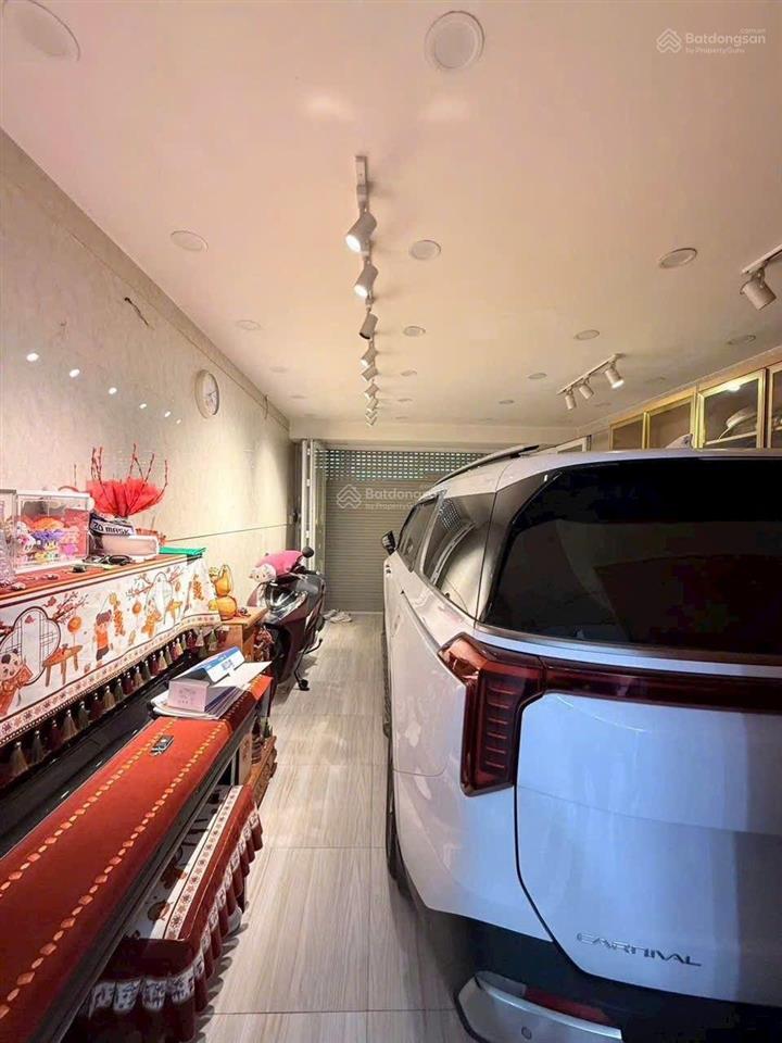 ** nhà mặt tiền đường số 9 cư xá bình thới p8q11 . nhà 3 tầng [ 4 x 13m ] cn 50m2 . giá 12 tỷ tl **