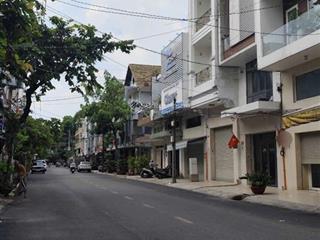 ** nhà mặt tiền đường số 9 cư xá bình thới p8q11 . nhà 3 tầng [ 4 x 13m ] cn 50m2 . giá 12 tỷ tl **