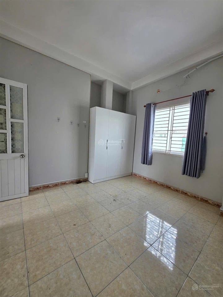 Nhà 5 tầng đường hồng bàng, giá 5,5 tỷ [gần vòng xoay cây gõ, giáp q5]