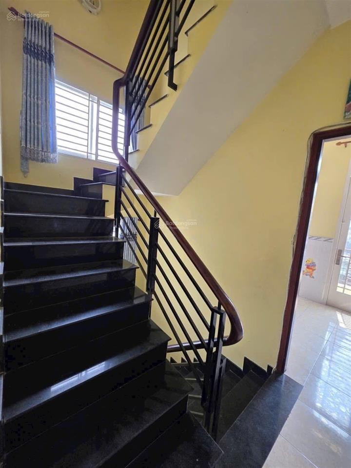 Nhà 5 tầng đường hồng bàng, giá 5,5 tỷ [gần vòng xoay cây gõ, giáp q5]