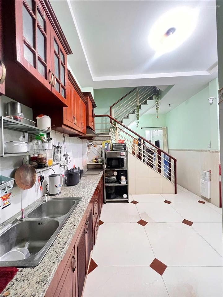 Nhà 4 tầng đường hoà bình q11 [ 4 x 14m ] cn 56m2 , giá 6,5 tỷ