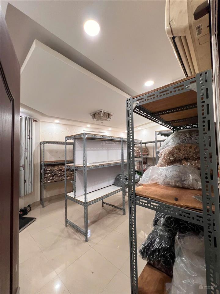 Góc 2 mt lý nam đế p7q11. gần bv chợ rẫy, bv hùng vương, đhyd. [ 11 x 6m ] 5 tầng, giá 38 triệu