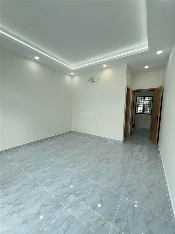 Nhà 5 tầng mới (lạc long quân q11) giá 6 tỷ 980 tl. dọn vào ở liền