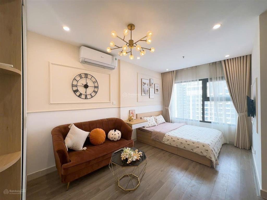 Rẻ nhất thị trường căn studio giá chỉ 2.050tr full đồ tầng trung view bể bơi tại vhop  0974 878 ***