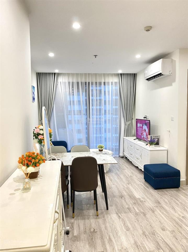 Giá siêu hấp dẫn căn 1n+1 chỉ 2.9 tỷ tặng đồ tầng trung tại vhop  0974 878 ***
