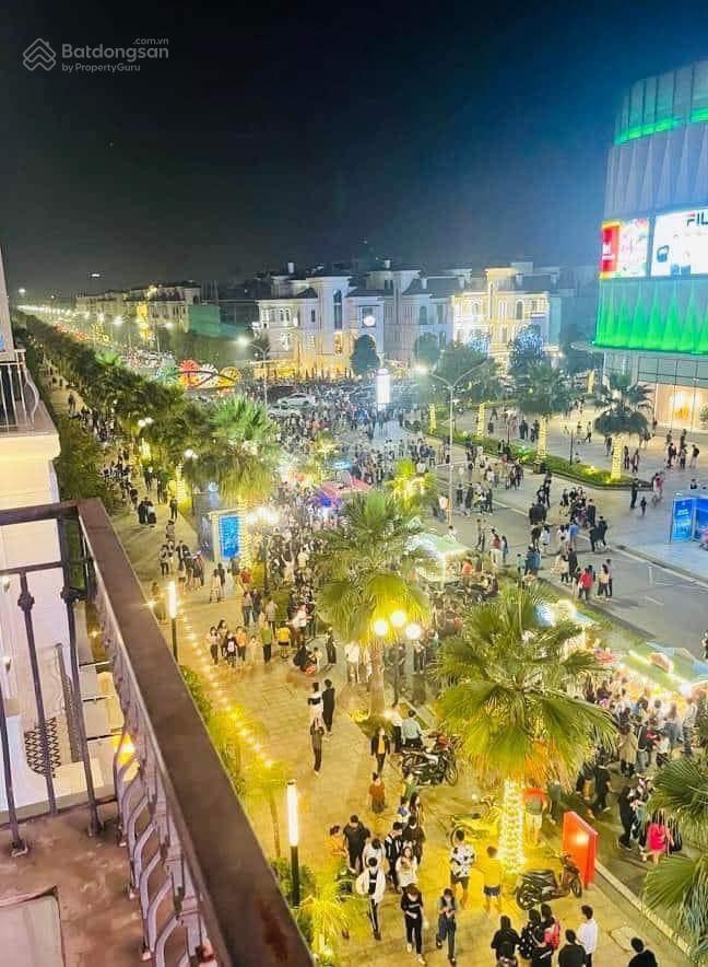 Bán nhanh căn 2n+1, 2vs căn góc view check đại học vinuni giá 3.78 tỷ full đồ tại vhop