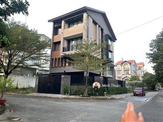 Khuôn đất rẻ nhất bát nàn  mặt tiền 24m x 12m  cn 230m2  xây hầm 4 tầng  giá chỉ 33,5 tỷ