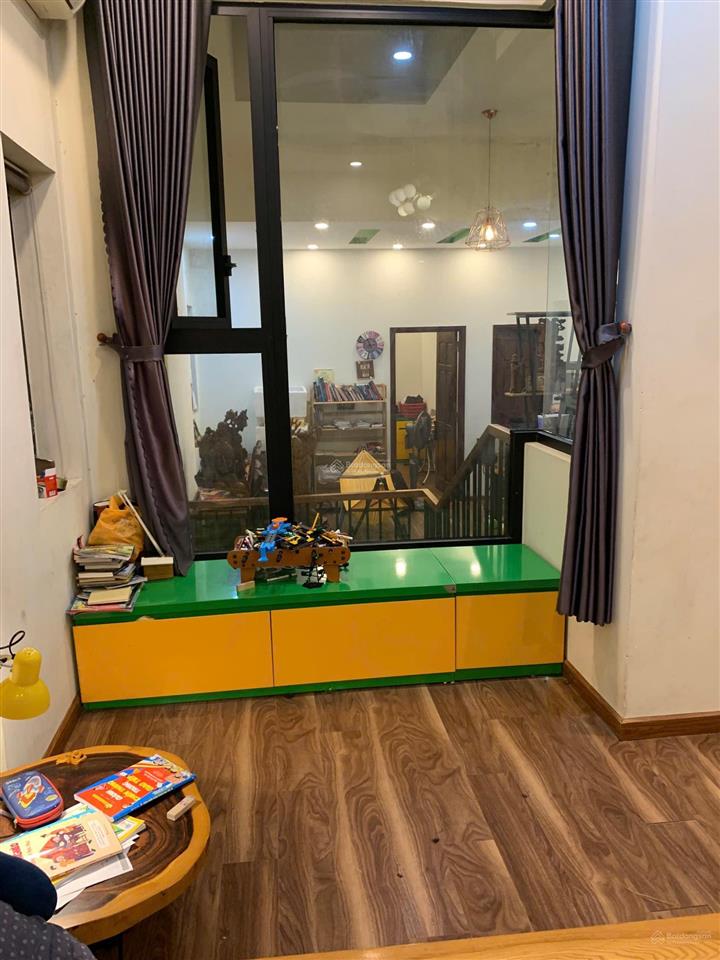 Nhà 100m2 vào ở ngay cách tôn đản 50m gần chợ, trường học 5,2 tỷ tl