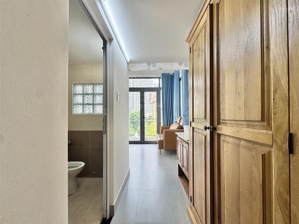 Chung cư mini 1 gác + 1 pk ngay landmark 81 đi bộ ga văn thánh, nhà thang máy full nt