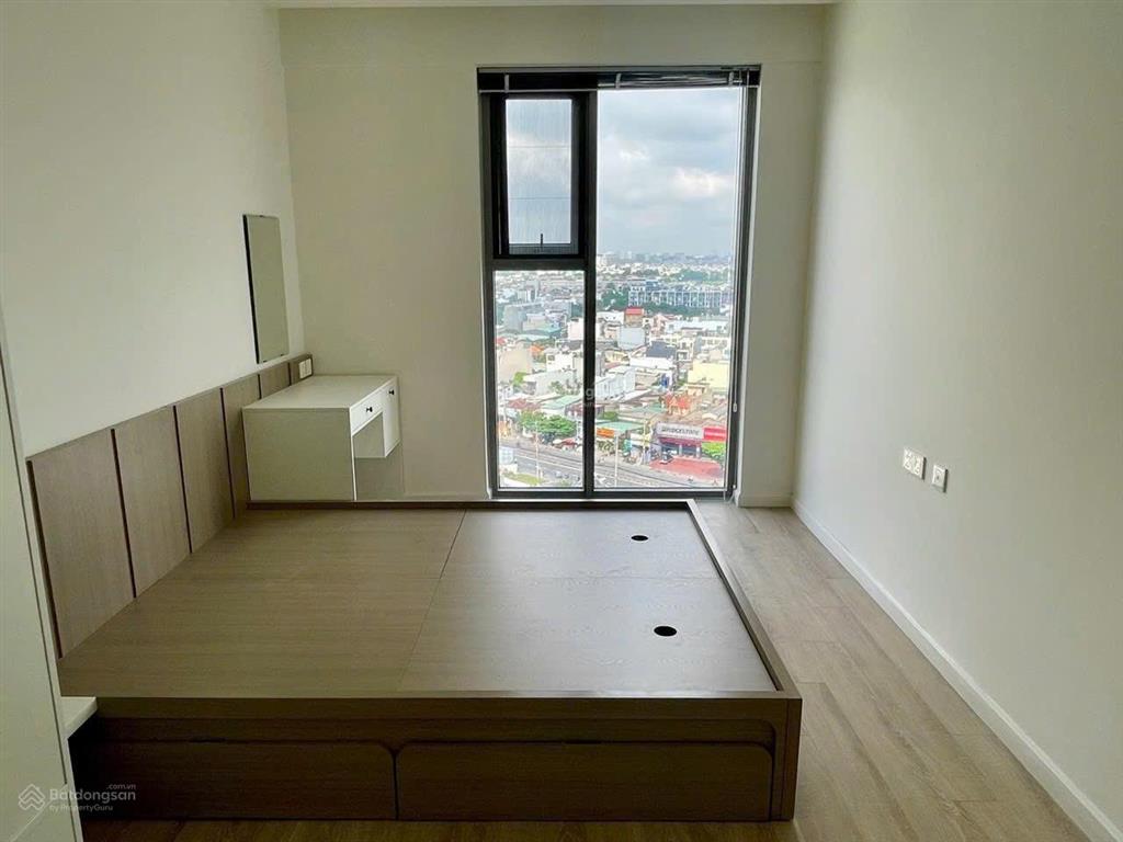 Giá thật không đăng ảo cần bán gấp căn 2pn 2wc 84m2 view landmark 81 giá 6,5 tỷ