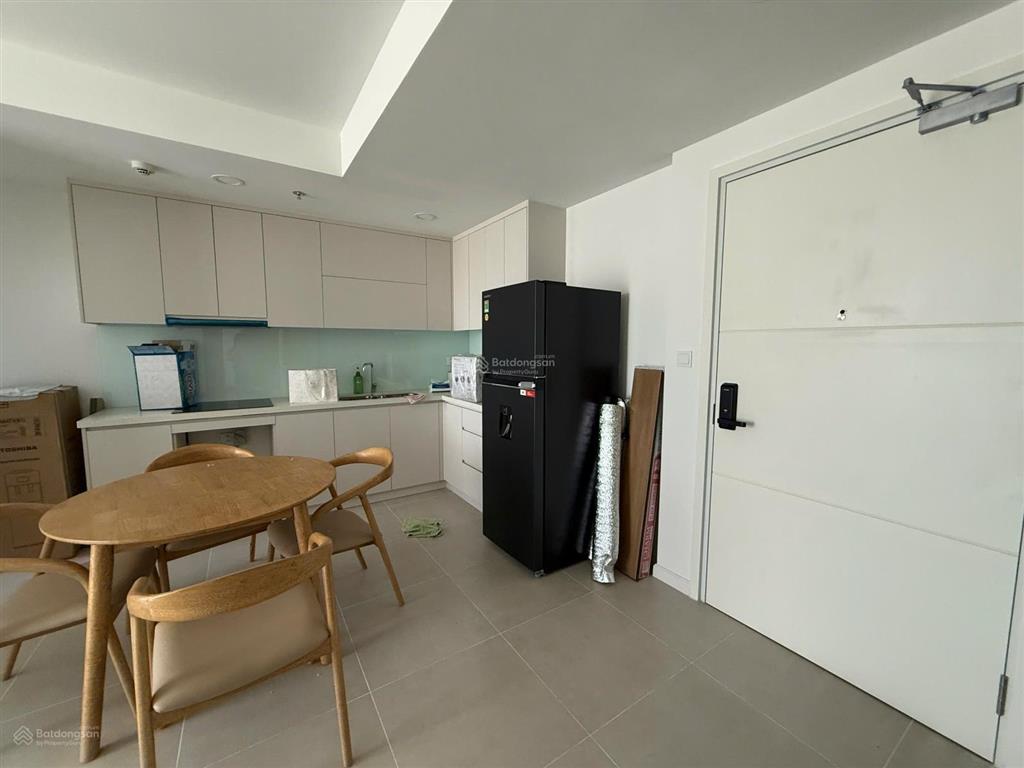 Cho thuê cc 2pn, 2wc, 84m2, 15 triệu tại urban green, thủ đức