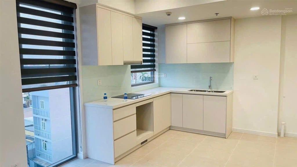 Bán căn hộ cc urban green, 4,5 tỷ, 51 m², 1pn 1wc đã có sổ cho thuê 11tr