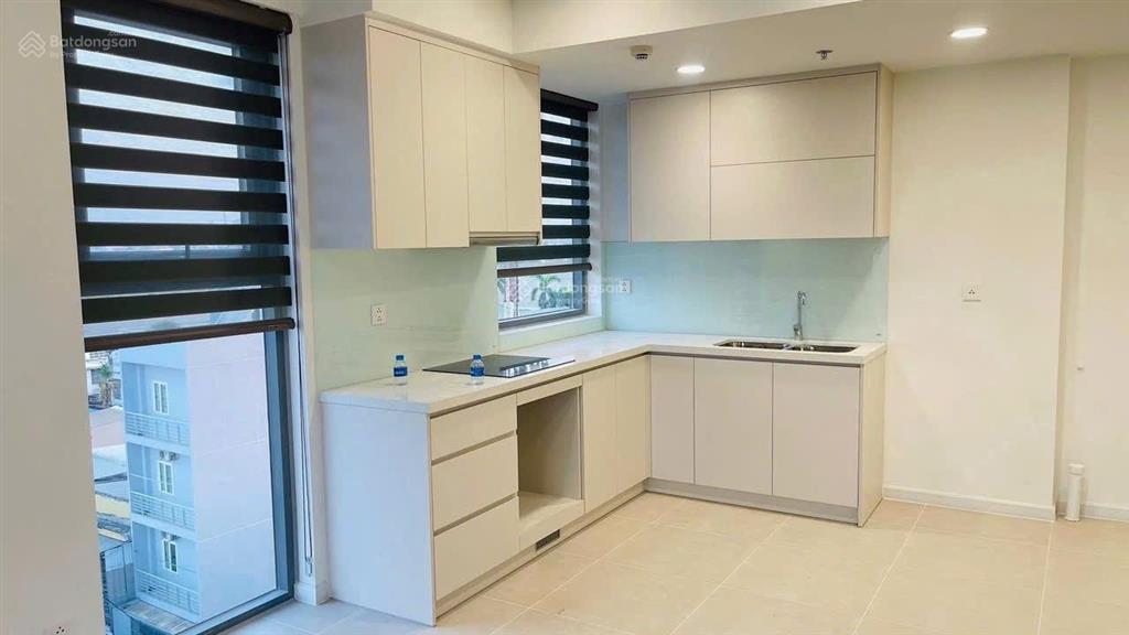 Bán căn hộ cc urban green, 4,5 tỷ, 51 m², 1pn 1wc đã có sổ cho thuê 11tr