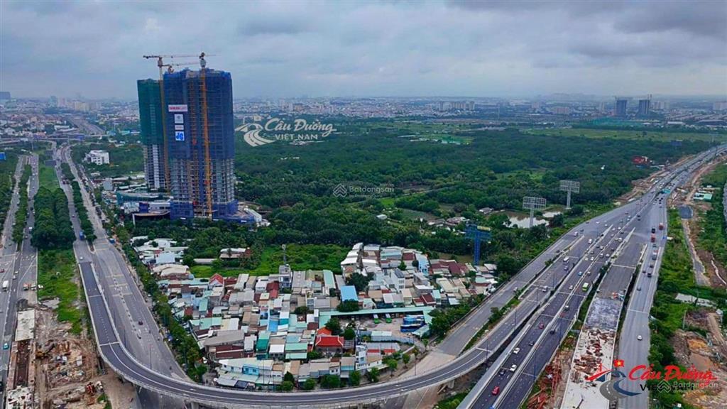 Bán căn hộ 3pn, 2wc eaton park, view sân vân động nam rạch chiếc tầng cao giá 17,8 tỷ, 104 m2