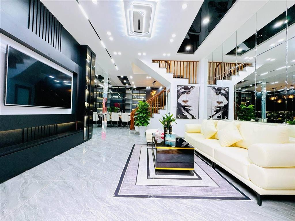 Bán đất đại la, hai bà trưng, 50m², mt 4m, gpxd 7 tầng, giá 10.6 tỷ