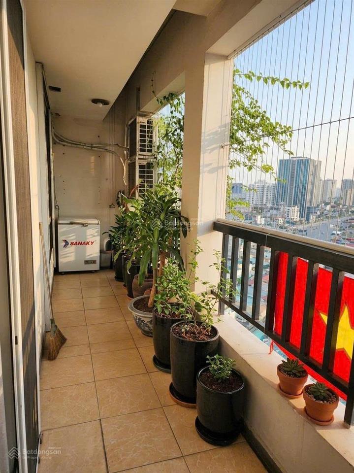 Bán chung cư thành ủy hà nội 229 phố vọng, 95m², 2pn, 2 ban công đông nam, giá 7,2 tỷ
