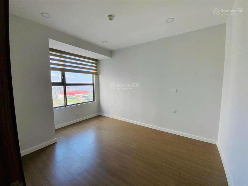 Bán gấp căn 2pn 2wc river panorama, nội thất cơ bản  4.600tỷ thương lượng  đã có sổ