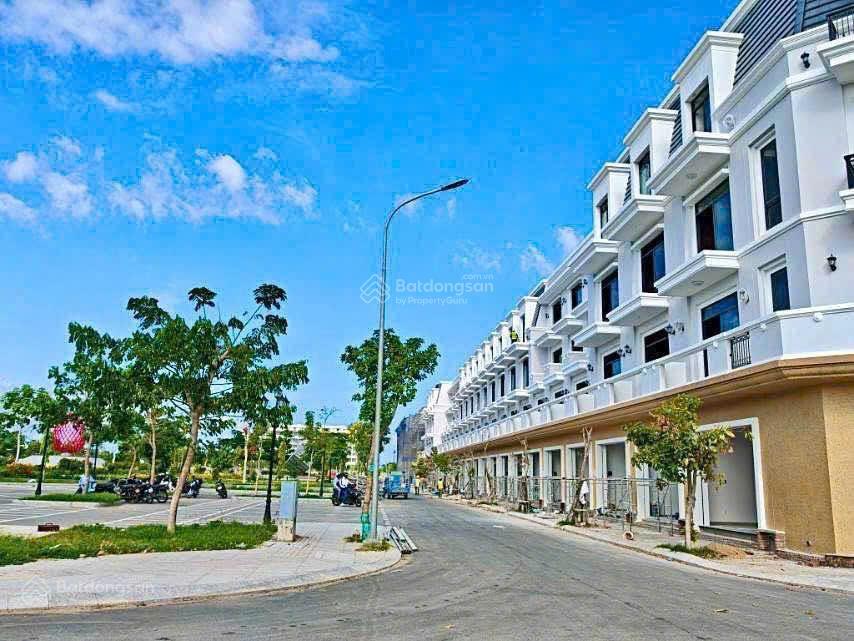 Chỉ 1,2 tỷ (30%) có nhà phố biển bình sơn ân hạn gốc lãi 24 tháng